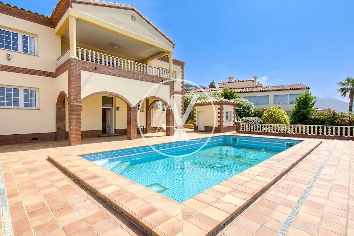 Villa De Lujo Para Tu Escapada Палау-Сабардера Испания