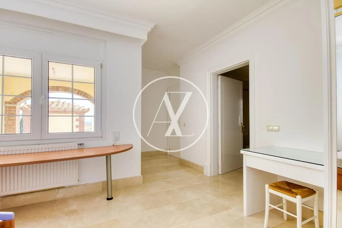 Villa De Lujo Para Tu Escapada Палау-Сабардера 0*,  Испания